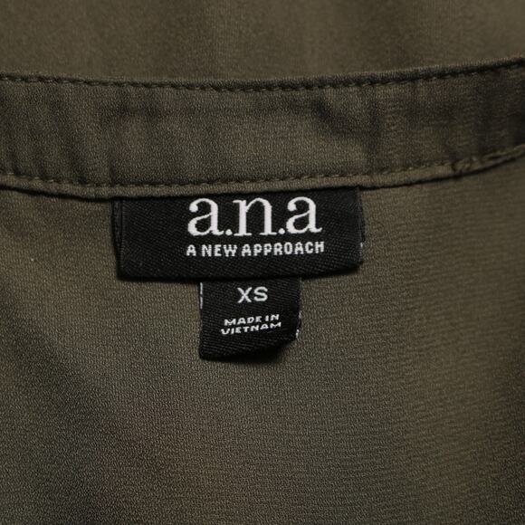 ANA Olive Green Sleeveless Chiffon Tank Top Split Neck Utility Pockets Size XS - Picture 6 of 9